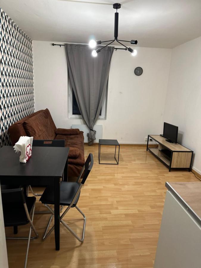 Ferienwohnung T2 A La Gare Rer C Savigny - Parking - Orly Airport 7Km Exterior foto